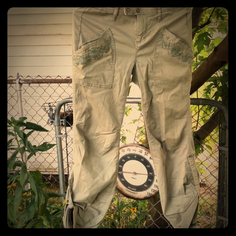 Cute candies mint green cargo pants w/embroidery